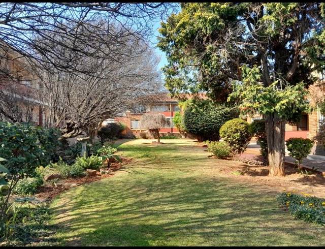 2 BEDROOM APARTMENT FOR SALE IN FLORIDA